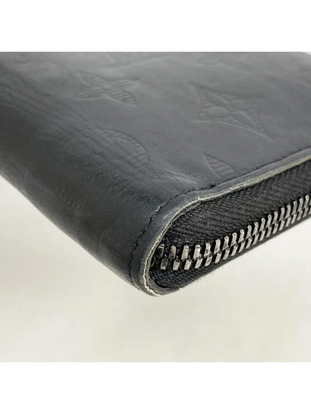 Louis Vuitton Wallet Monogram Shadow Zippy Vertical Black